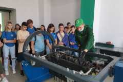 f8e15543-7b2e-4069-9f9f-0a3948e6dbac